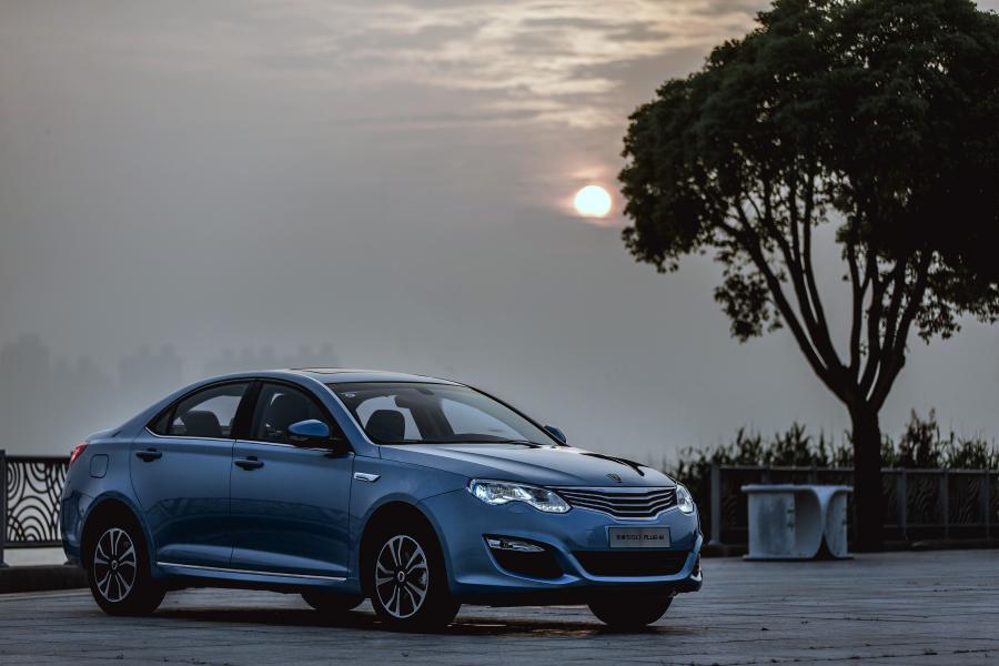  Roewe 550 Plug-in (IP24) 2013 года  (фото 4 из 13)